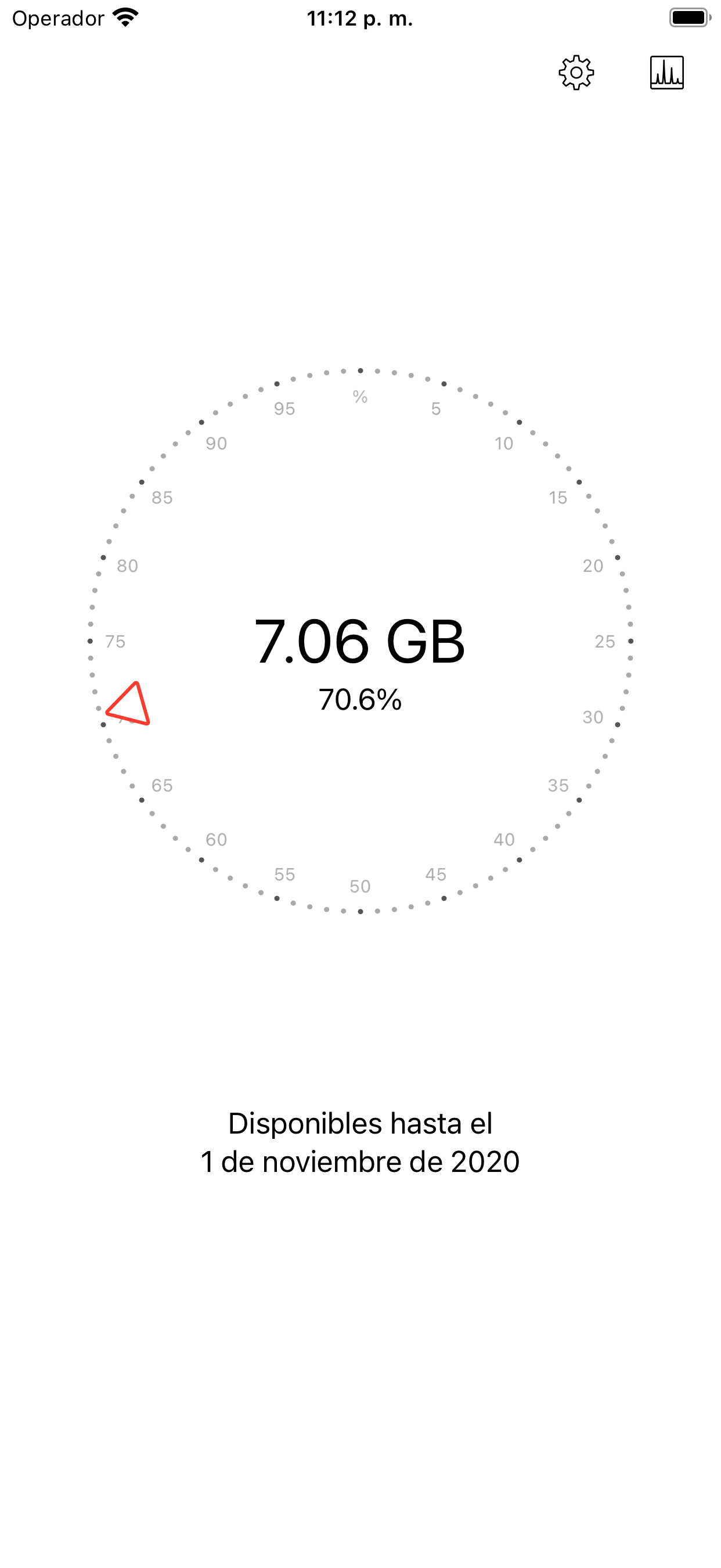 Databit en iPhone mostrando el medidor circular de consumo de datos: 7.06 GB disponibles, 70.6% del plan